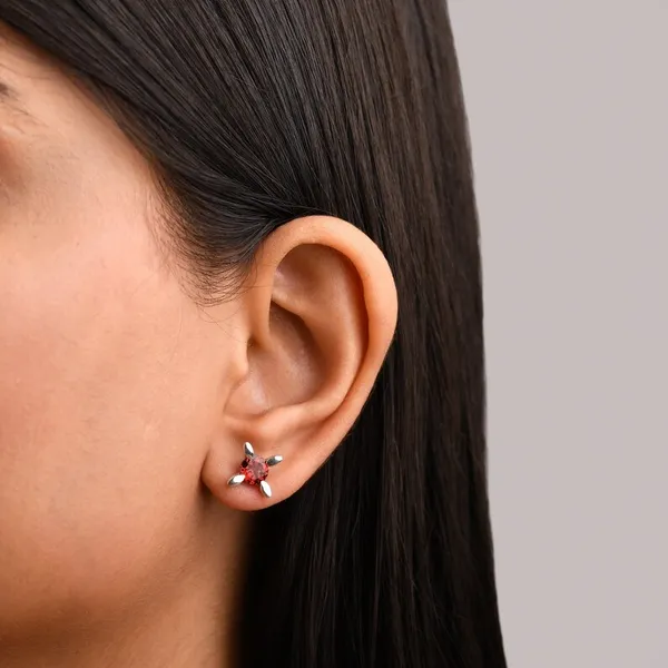 Red_Garnet_925_Sterling_Silver_Prong_Set_Stud_Earring