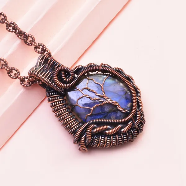 Blue_Labradorite_Healing_Gemstone_Copper_Wire_Wrap_Black_Oxidised_Chain_Pendant_(1.96_Cm)