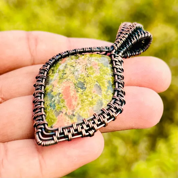 Green_Unakite_Healing_Gemstone_Copper_Wire_Wrap_Black_Oxidised_Chain_Pendant_(3.14_Cm)