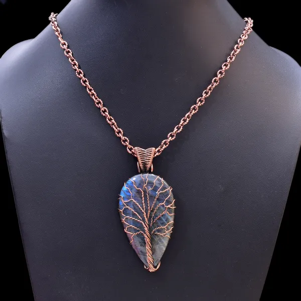 Blue_Labradorite_Healing_Gemstone_Copper_Wire_Wrap_Black_Oxidised_Chain_Pendant_(2.95_Cm)
