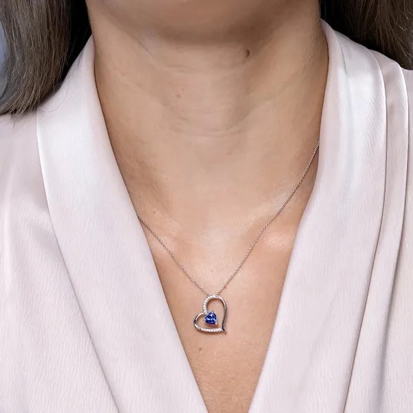 Blue_Tanzanite_925_Pure_Sterling_Silver_Heart_Tilted_Pendant