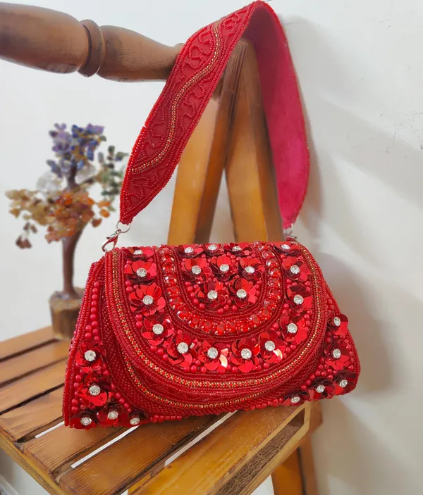 Silver_Elegant_Beaded_Clutch_With_Intricate_Floral_Embroidery,_Pearl_Accents,_Ornate_Strap,_Perfect_For_Evening_Events