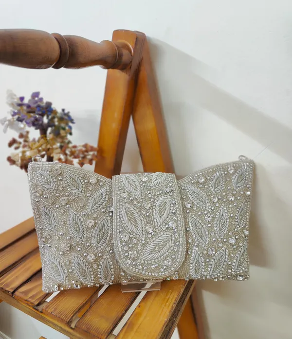 Golden_Leaf_Clutch