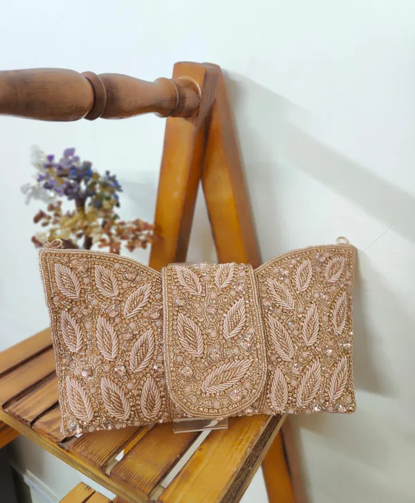 Golden_Leaf_Clutch