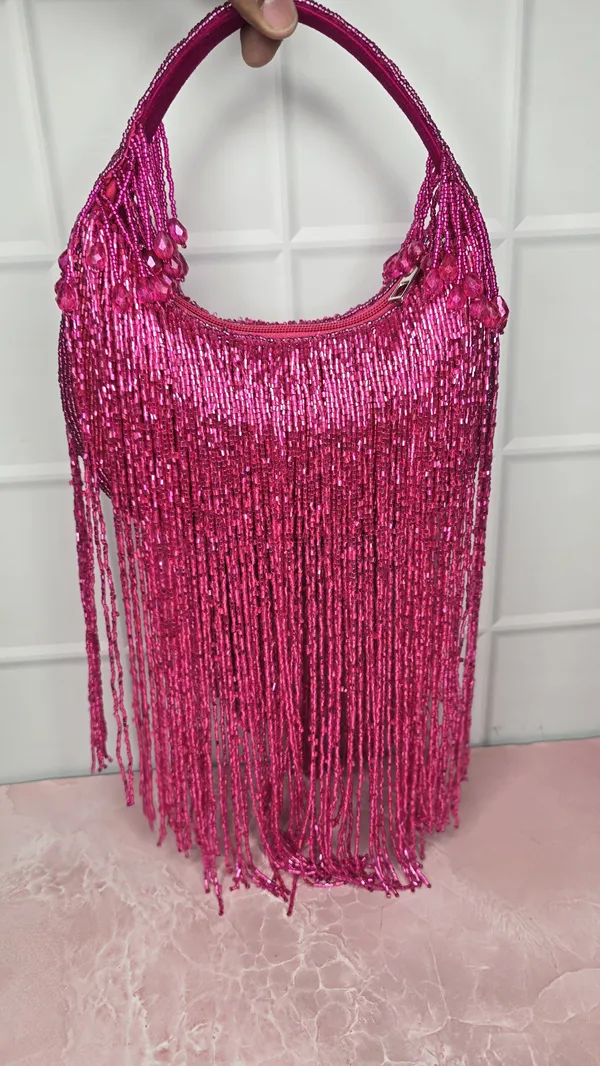 Crimson_Cascade_Fringe_Bag