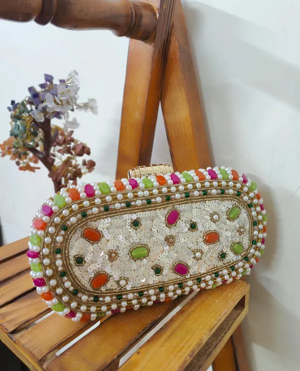 Zayra_Gem_Embellished_Clutch
