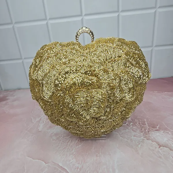 Golden_Elegant_Rose_Heart_Shaped_Beaded_Clutch_Bag_With_Glamorous_Handcrafted_Detailing_For_Evening_Parties