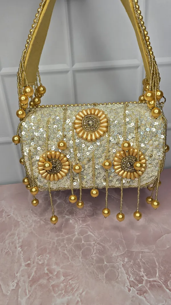 Rose_Bloom_Pearl-Embellished_Handbag
