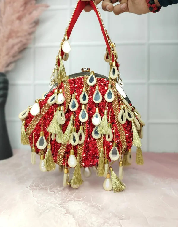 Blush_Bloom_Tassel_Clutch