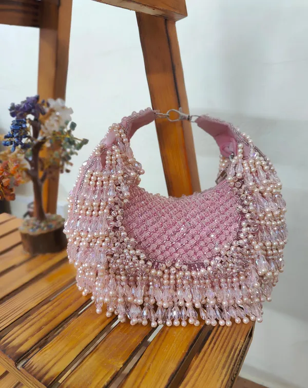Baby_Pink_Elegant_Embroidered_Beaded_Green_And_White_Pearl_Decorated_Handbag_For_Special_Occasions_Handbag