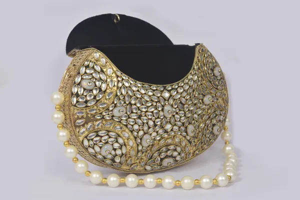 Gold_Designer_Kundan_Box_Clutch_With_Pearl_Strap_For_Bridal_And_Festive_Wear