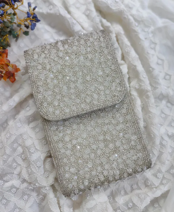 Multicolor_Elegant_Beaded_Clutch_Purse_With_Mirror_Embellishments_And_Gold_Chain_For_Wedding_Party_Traditional_Events