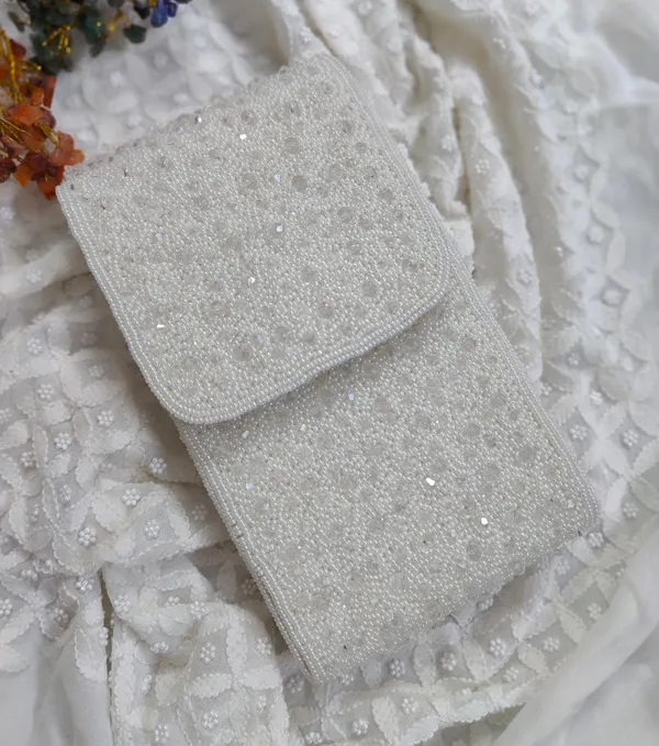 Multicolor_Elegant_Beaded_Clutch_Purse_With_Mirror_Embellishments_And_Gold_Chain_For_Wedding_Party_Traditional_Events