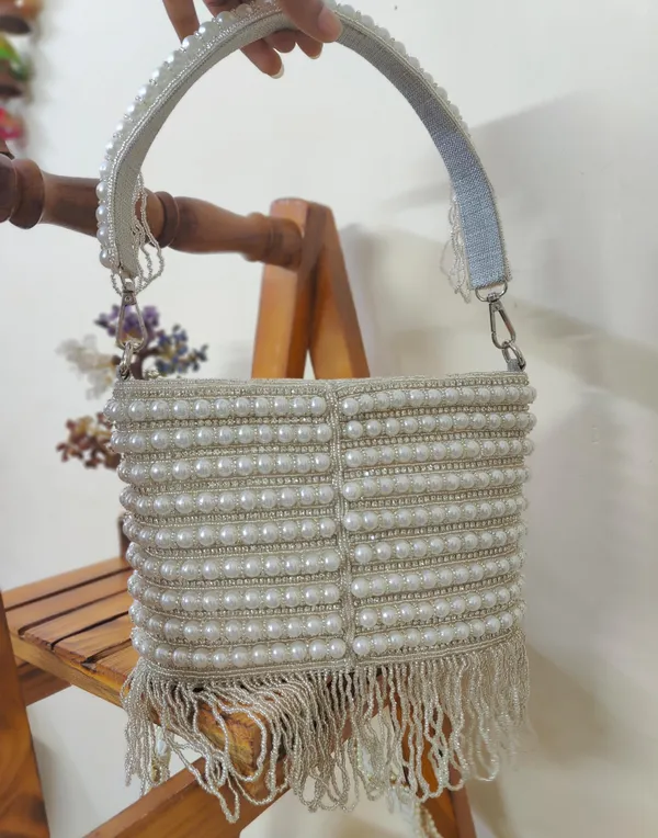 Golden_Pearl_Cascade_Handbag