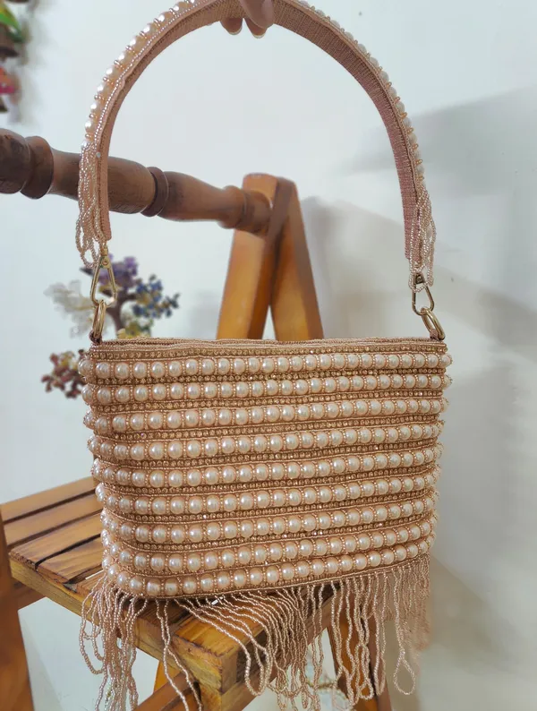 Golden_Pearl_Cascade_Handbag