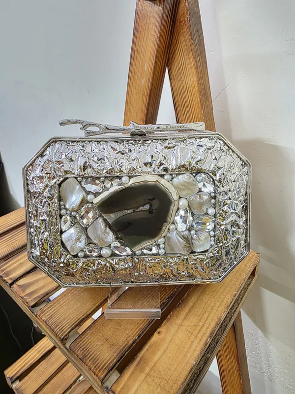 Multicolor_Premium_Quality_Mop_Clutch_For_Women