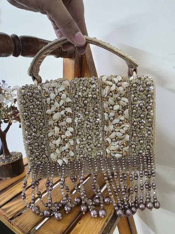 Noir_Shard_Embellished_Fringe_Bag
