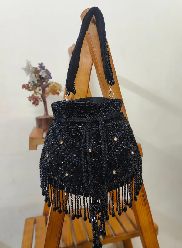 Vintage_Royale_Potli_Bag