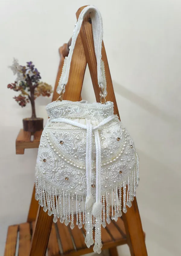 Vintage_Royale_Potli_Bag
