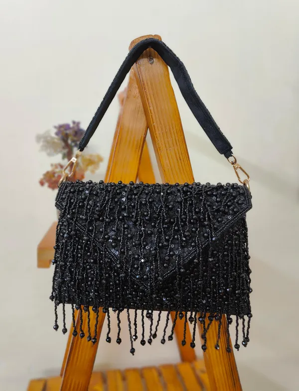 Black_Premium_Quality_Elegant_Fabric_Clutch_Bag_For_Women