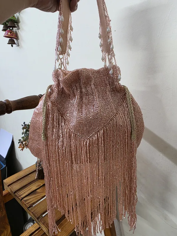 Golden_Premium_Quality_Potli_For_Women