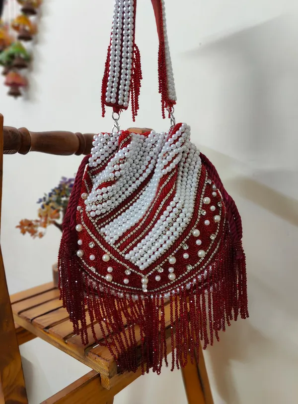 Zayra_Elegant_Beaded_Pearl_potli__Red_&_White