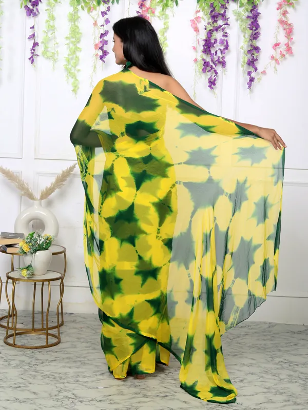 Green_Pure_Chiffon_Trendy_Checked_Shibori_Tie_And_Dye_Chiffon_Sarees_For_Women