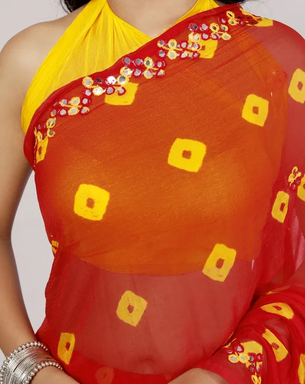 Red_Chiffon_Printed_Saree_Bollywood_Designer_Mirror_Work_Printed_Sarees_For_Women