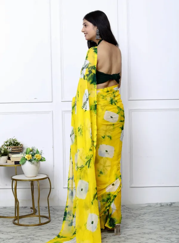 Gold_Pure_Chiffon_Trendy_Checked_Bandhini_Chiffon_Sarees_For_Women