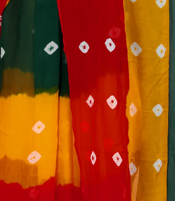 Red_Bandhani_Printed_Chiffon_Printed__Sarees_For_Women