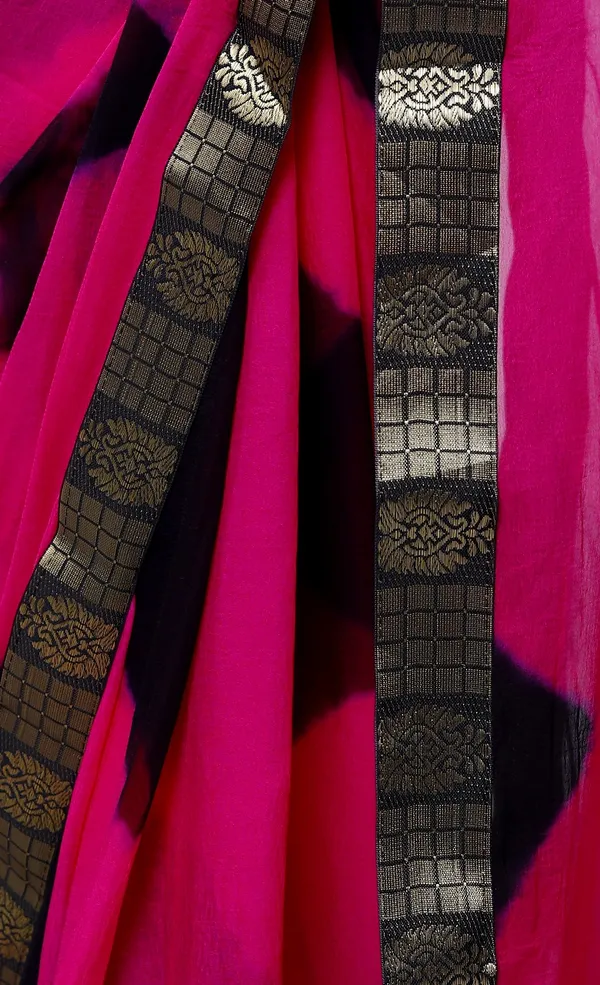 Pink_Pure_Chiffon_Trendy_Checked_Border_Lace_Chiffon_Sarees_For_Women