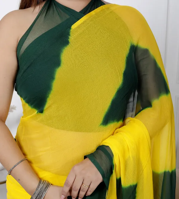 Green_Pure_Chiffon_Printed_Checked_Printed_Sarees_For_Women
