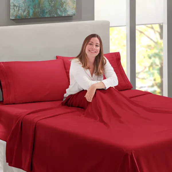 Red_Solid_Microfiber_With_1_Double_Bedsheet_|_(90*95)_&_2_Pillow_Covers_(18*28)