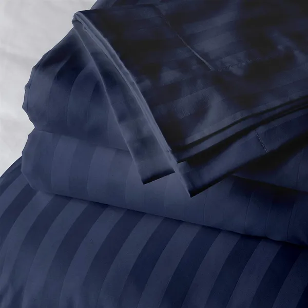 Navy_Stp_Fitted_Microfiber_With_1_Double_Bedsheet_|_(72*78)_&_2_Pillow_Covers_(18*28)