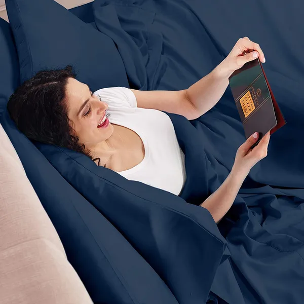 Navy_Solid_Microfiber_With_1_Double_Bedsheet_|_(90*95)_&_2_Pillow_Covers_(18*28)