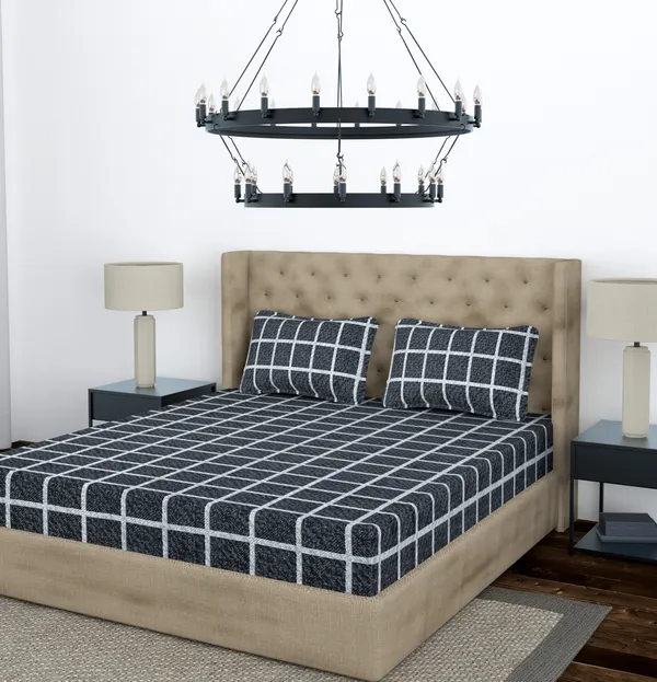 Black_Check_Fitted_Microfiber_With_1_Double_Bedsheet_|_(72*78)_&_2_Pillow_Covers_(18*28)