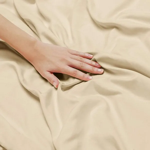Ivory_Single_Solid_Microfiber_With_1_Single_Bedsheet_|_(60*90)_&_1_Pillow_Cover_(18*28)
