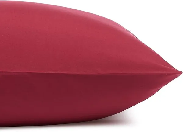 Red_Single_Microfiber_Solid_Fitted_With_1_Single_Bedsheet_|_(36*78)_&_1_Pillow_Cover_(18*28)