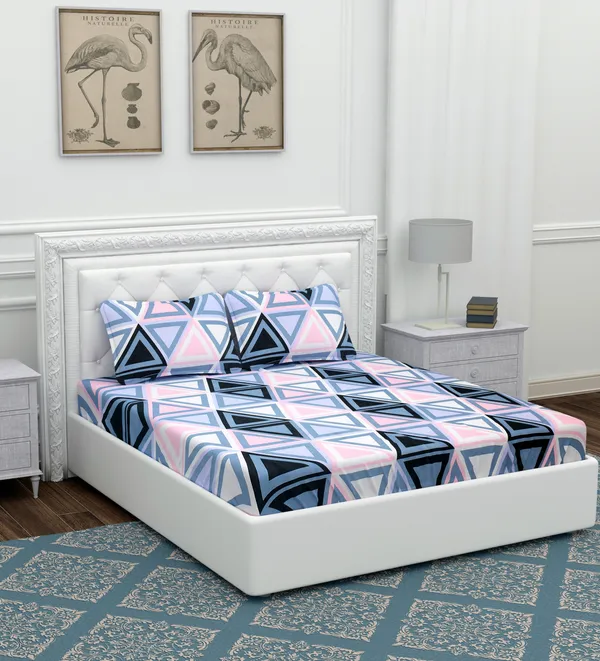 Crystal_Pink_Triangle_Microfiber_With_1_Double_Bedsheet_|_(90*90)_&_2_Pillow_Covers_(18*28)