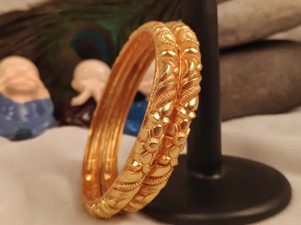 1_Gram_Gold-Plated_High_Gold_Bangles_Set