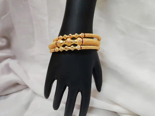 1_Gram_Gold-Plated_Brass_Rajasthani_Bangles_Set_Of_6