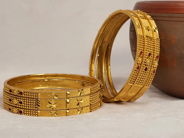 1_Gram_Gold-Plated_Brass_Rajasthani_Bangles_Set_Of_6