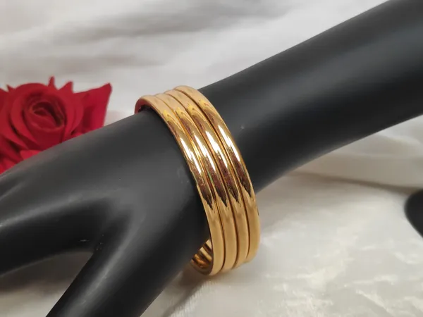 1_Gram_Gold-Plated_Brass_Bangles_For_Women