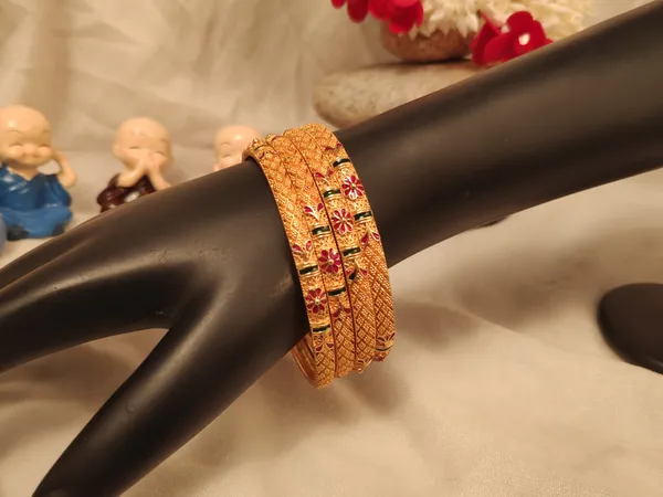 1_Gram_Gold-Plated_High_Gold_Bangles_Set