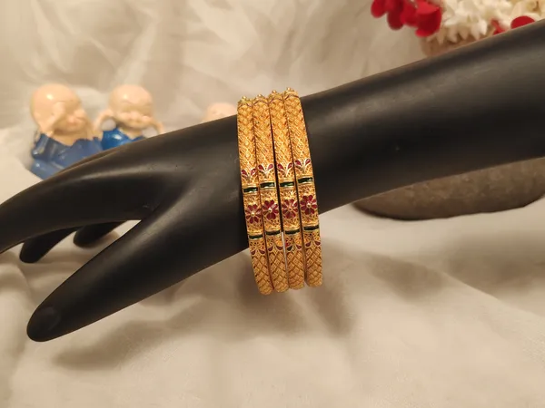 1_Gram_Gold-Plated_High_Gold_Bangles_Set