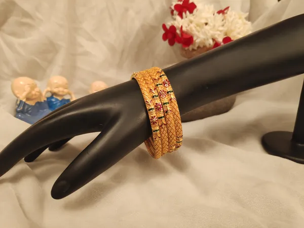 1_Gram_Gold-Plated_High_Gold_Bangles_Set