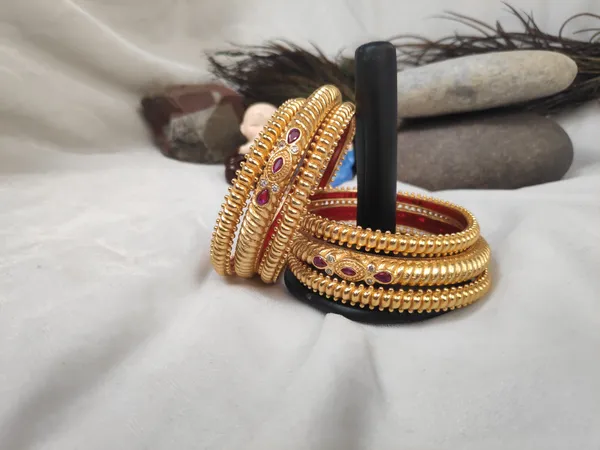 1_Gram_Gold-Plated_High_Gold_Bangles_Set