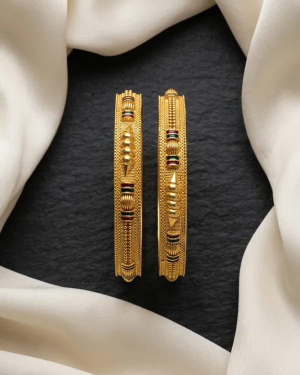 Traditional_Brass_Gold_Bangles_Set_with_Meenakari_Accents_�_High-Durability_Polish_Daily_Wear_Kada