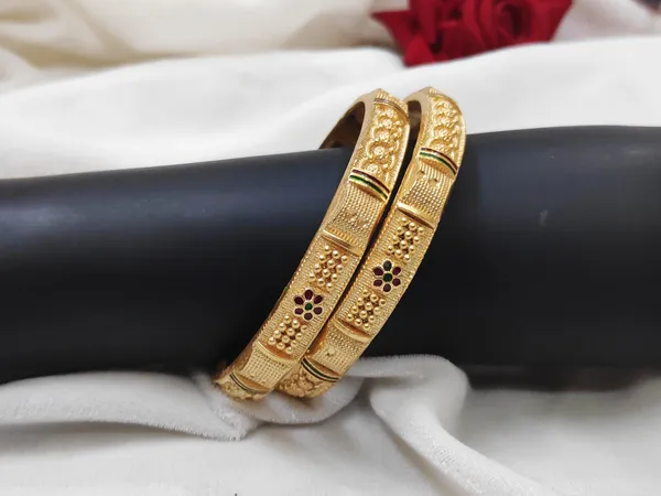 1_Gram_Gold-Plated_Brass_Bangles_Set_Of_2