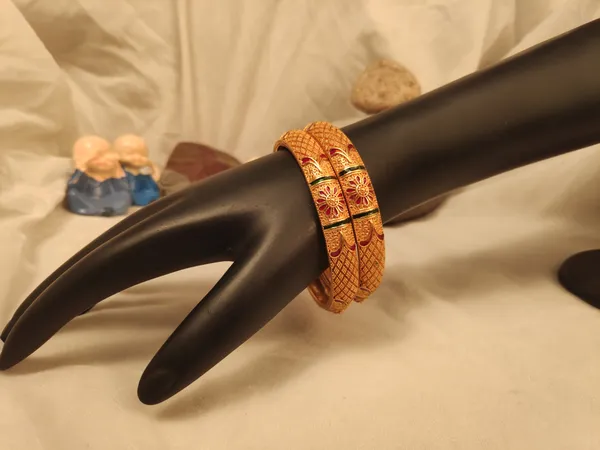 1_Gram_Gold-Plated_High_Gold_Bangles_Set